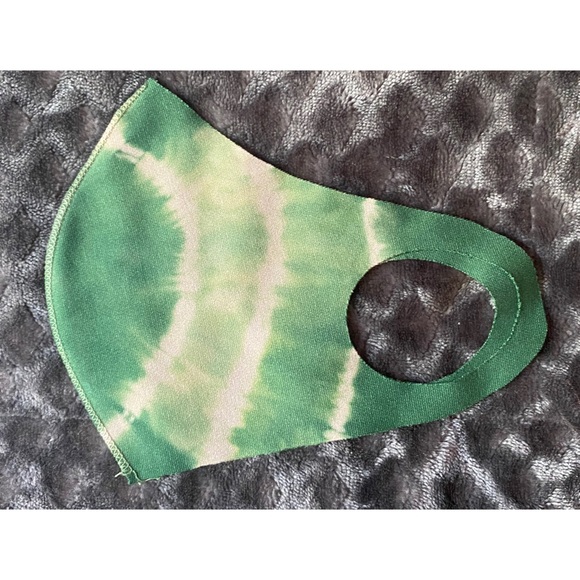 💚 Tie-dye Unisex Face Mask - Picture 2 of 5